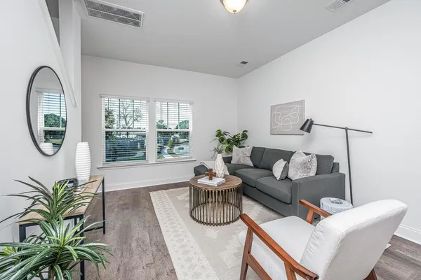 $2,500 | 200 Cache Court, Charleston, SC 29414