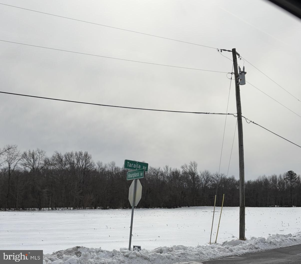Lot Hourglass Hourglass Road Hartly, DE 19953 - Photo 2 of 2 a view of a city from a balcony