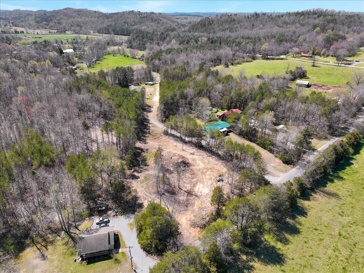 190 Camp Agape Road Benton, TN 37307 - Photo 5 of 18 Gallery Image 5
