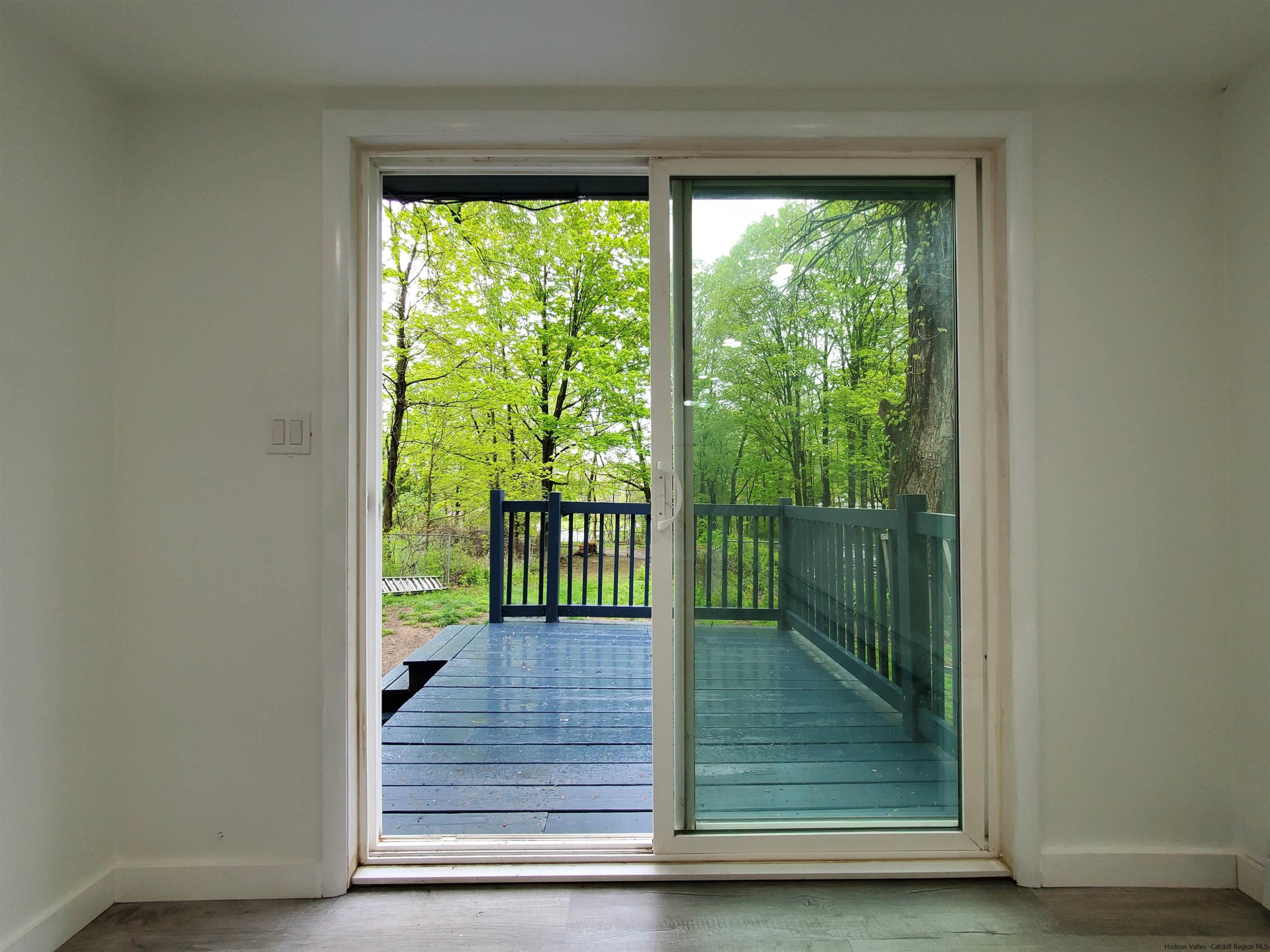 326 Boulevard Kingston, NY 12401 - Photo 28 of 35