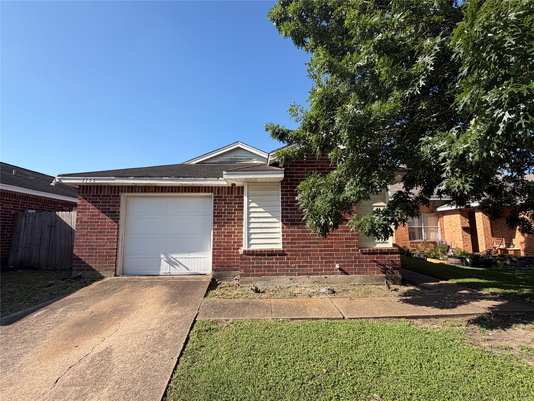 7735 Sign Street Houston, TX 77489 - Photo 1 of 14