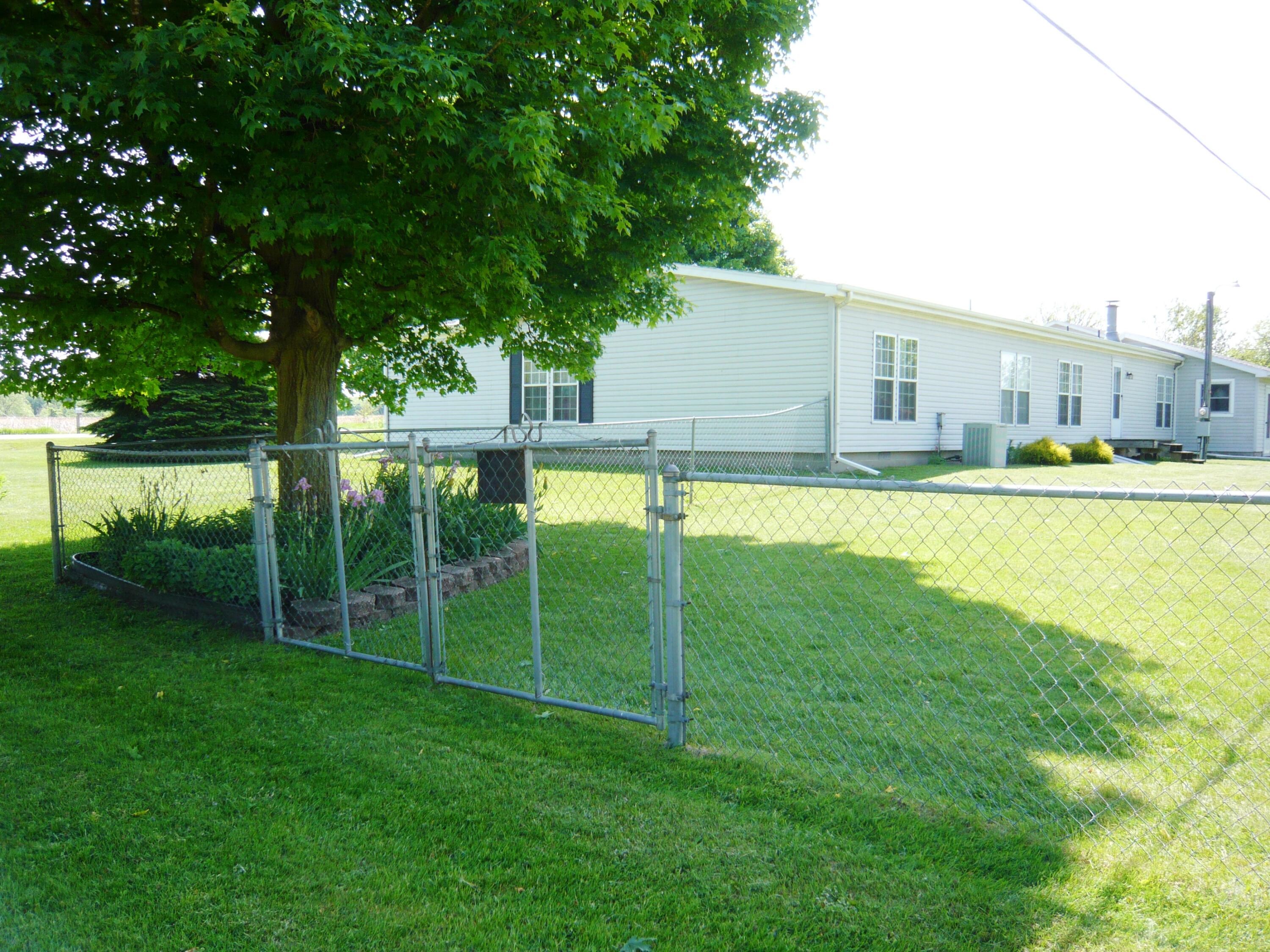 3122 Long Lake Road Reading, MI 49274 - Photo 3 of 36 P1060017