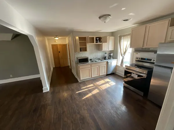 $320,000 | 1023 West Washington Street, Unit 1023A, West Bend, WI 53095