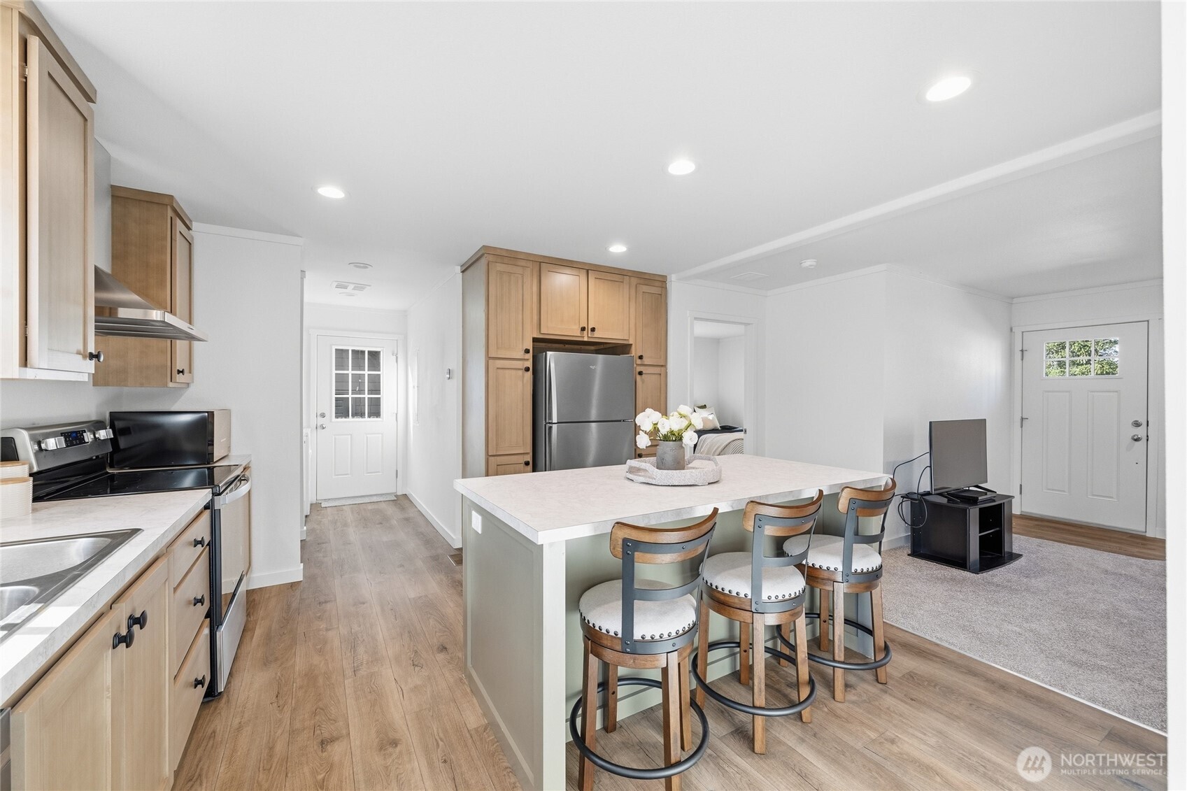 6330 Little Big Horn Road Maple Falls, WA 98266 - Photo 14 of 29