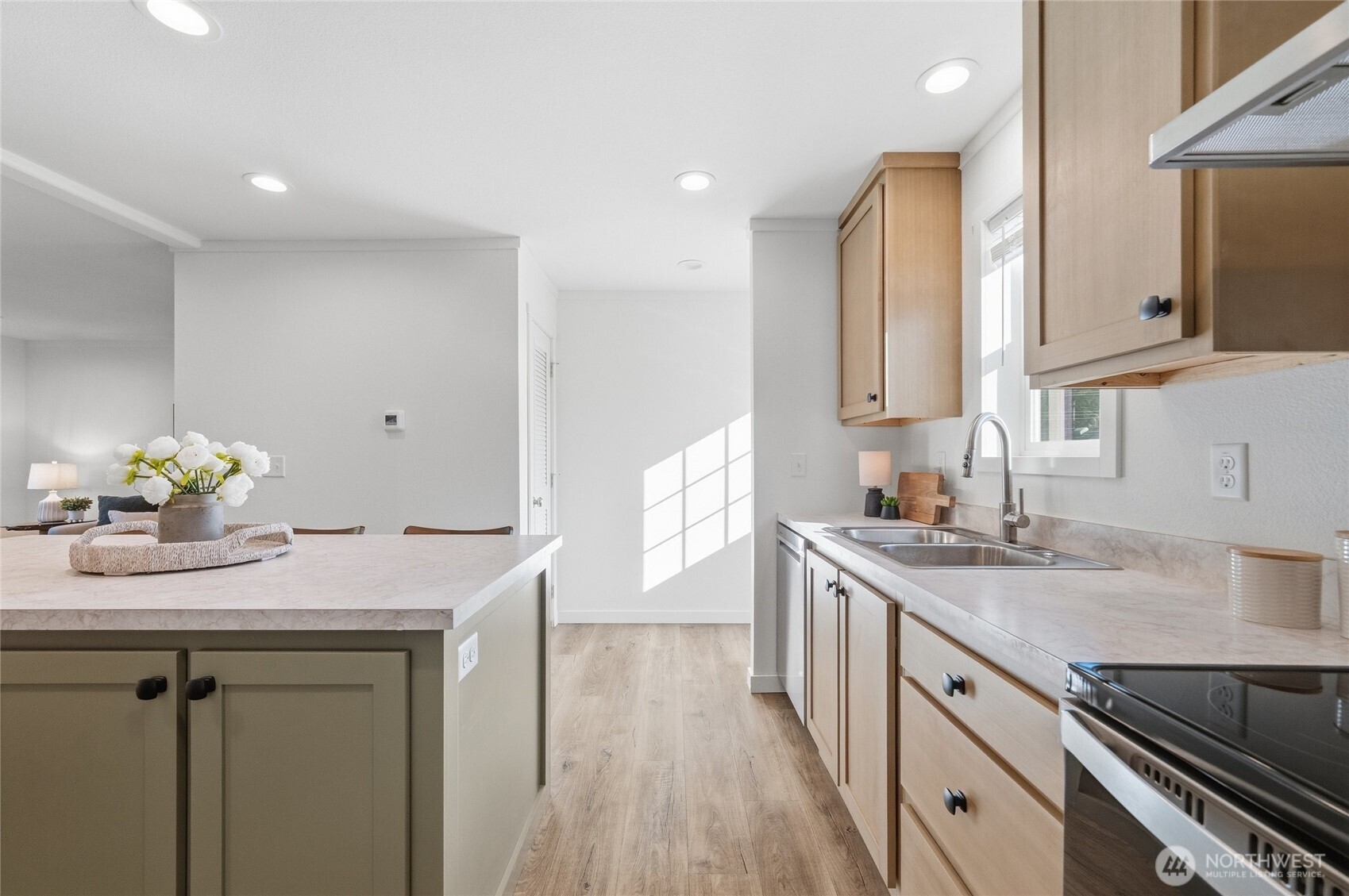 6330 Little Big Horn Road Maple Falls, WA 98266 - Photo 17 of 29