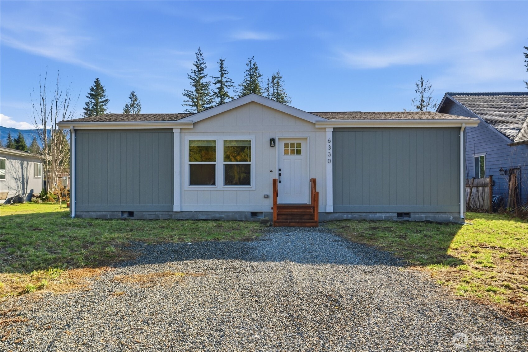 6330 Little Big Horn Road Maple Falls, WA 98266 - Photo 2 of 29