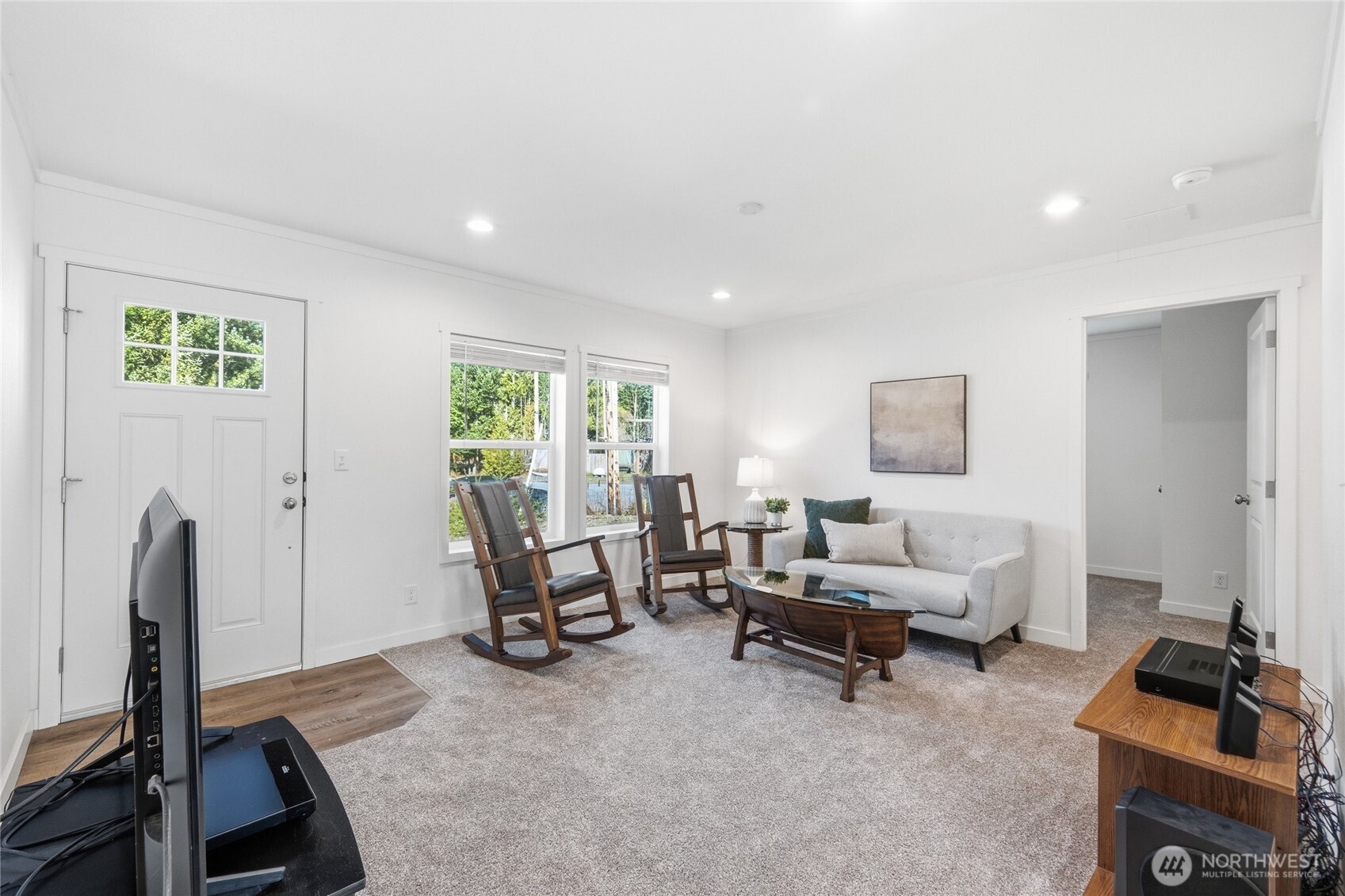 6330 Little Big Horn Road Maple Falls, WA 98266 - Photo 4 of 29