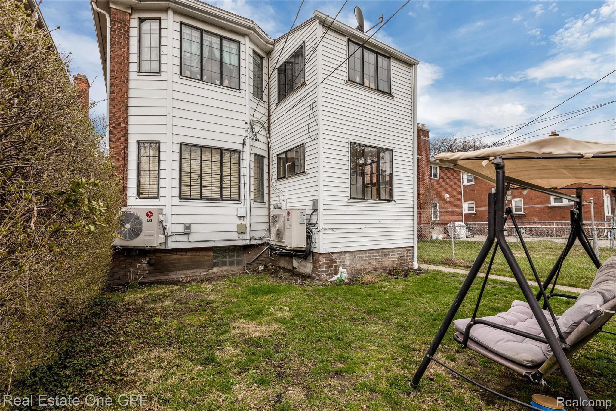 873 Nottingham Road, Unit 875 Grosse Pointe, MI 48230 - Photo 34 of 39 36-873 Nottingham, Grosse Pointe Park, MI, 482300032.jpg