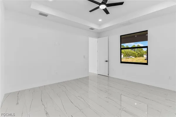 $2,500 | 4112 2nd Street Southwest, Lehigh Acres, FL 33976