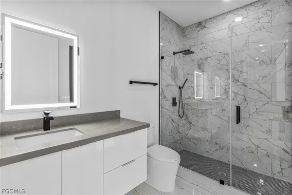 $2,500 | 4112 2nd Street Southwest, Lehigh Acres, FL 33976