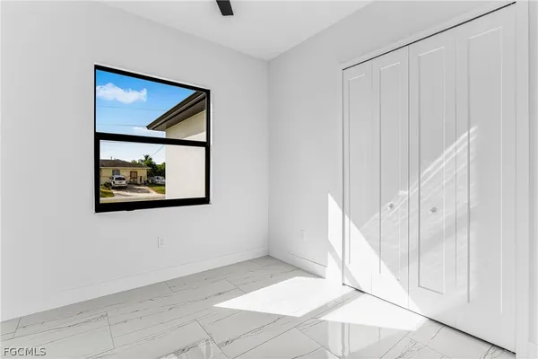 $2,500 | 4112 2nd Street Southwest, Lehigh Acres, FL 33976