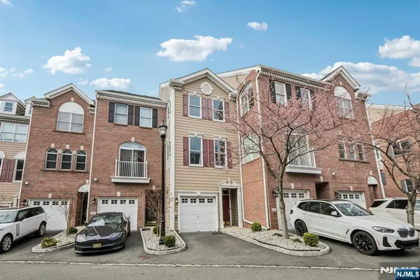 $6,950 | 458 Buffalo Court, Unit 458, West New York, NJ 07093
