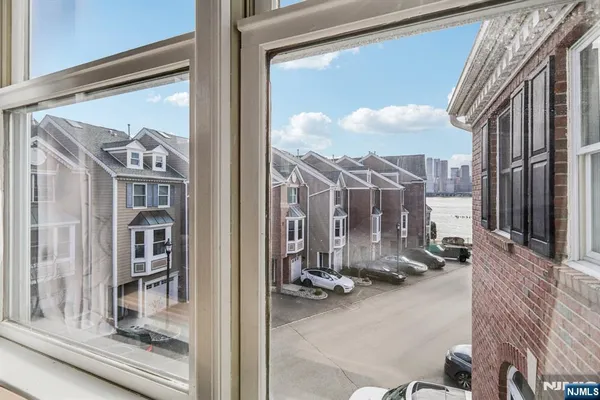 $6,950 | 458 Buffalo Court, Unit 458, West New York, NJ 07093