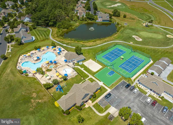 $535,000 | 37456 Pettinaro Drive, Unit 646, Ocean View, DE 19970