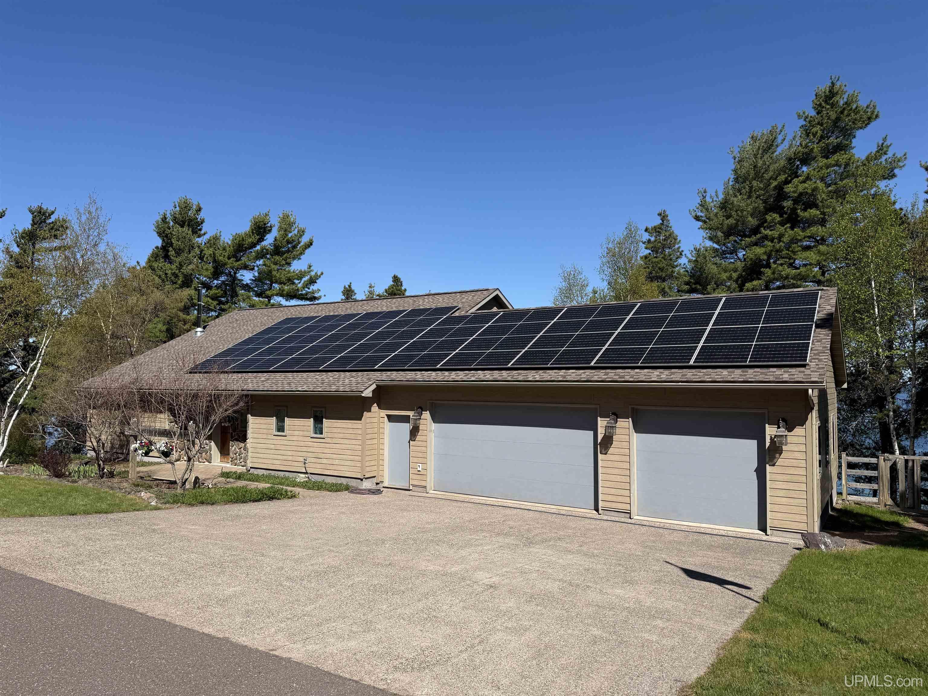 6531 5 Mile Pt Road Allouez, MI 49805 - Photo 14 of 93
