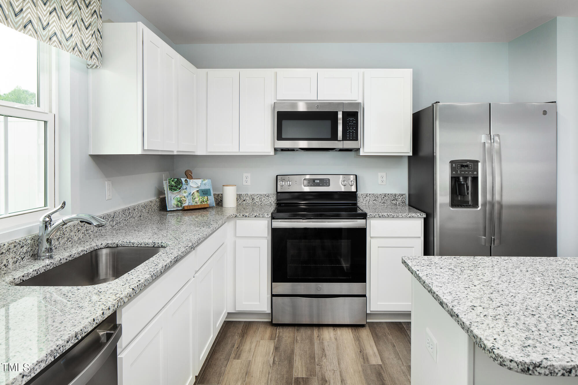 6801 Tarik Lane Raleigh, NC 27610 - Photo 5 of 13 VM_POPLAR_CEDAR_RIDGE_09