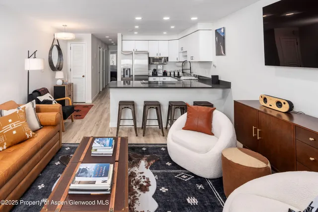 $11,000 | 100 East Dean Street, Unit 1D, Aspen, CO 81611