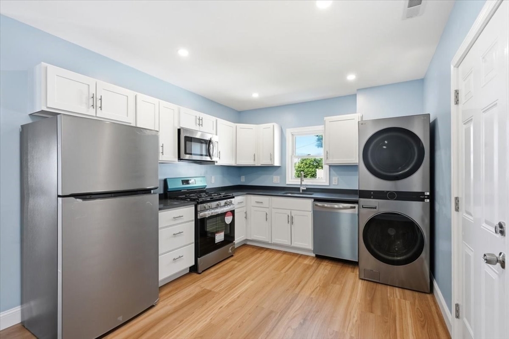 26 Bay Street, Unit 2 Hull, MA 02045 - Photo 15 of 21