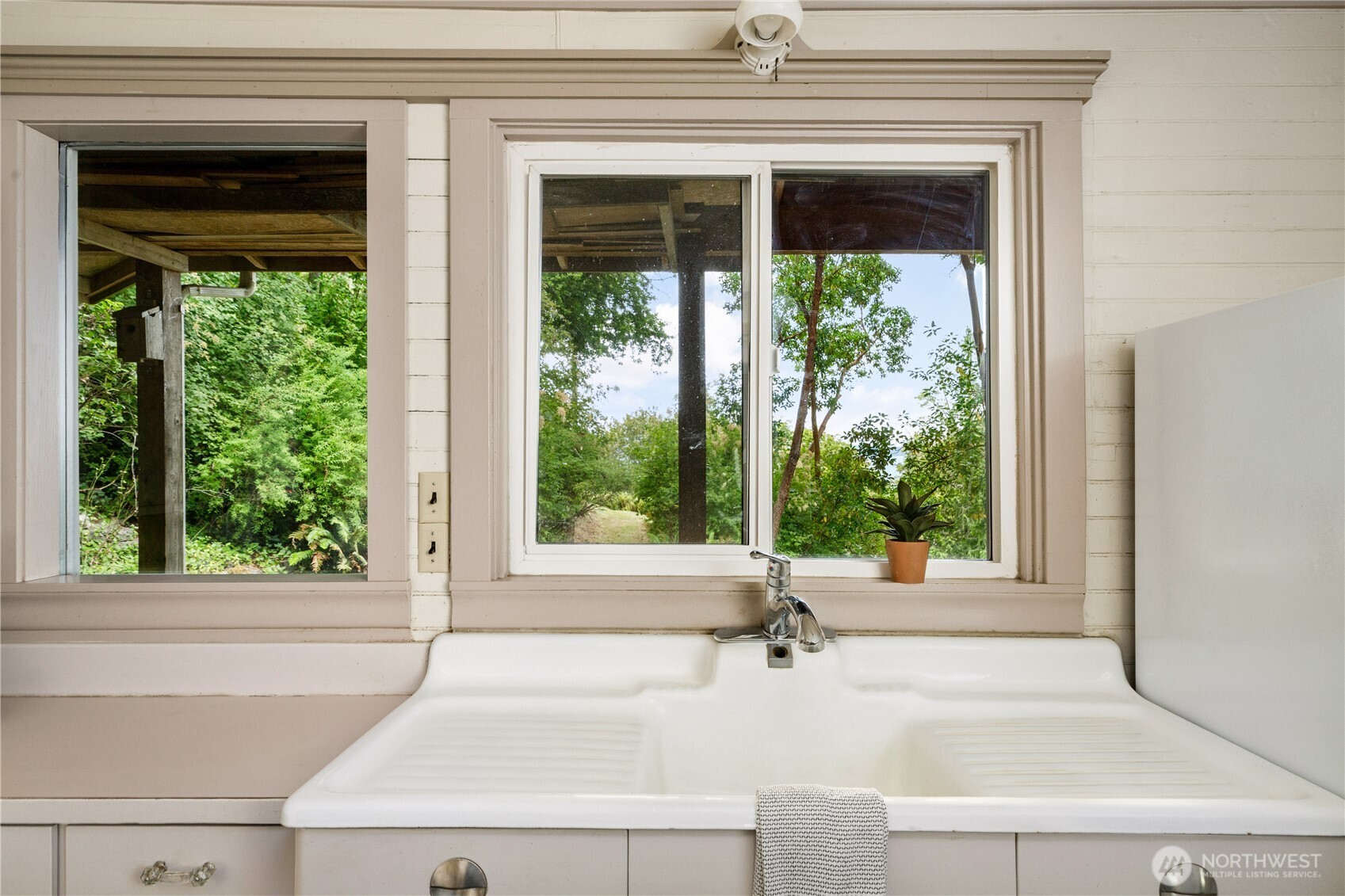 5095 Zimmerman Road Langley, WA 98260 - Photo 13 of 40 Gallery Image 13