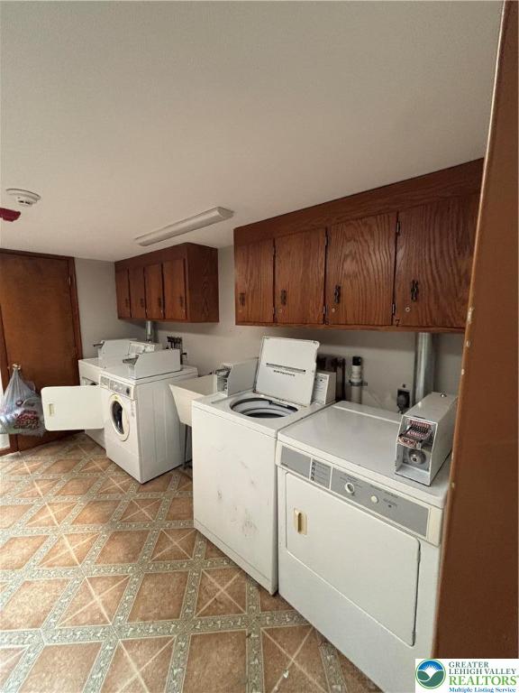 2027 Willow Park Road, Unit 7 Bethlehem, PA 18020 - Photo 6 of 27 a room with furniture and a refrigerator