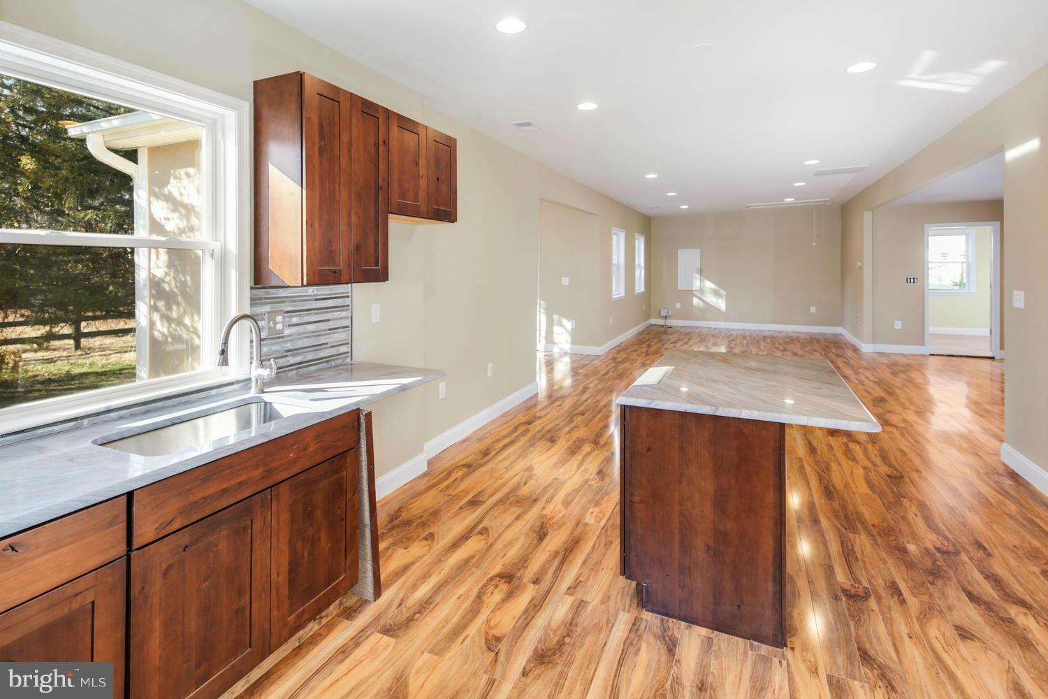 640 Walker Road Great Falls, VA 22066 - Photo 14 of 29 Kitchen