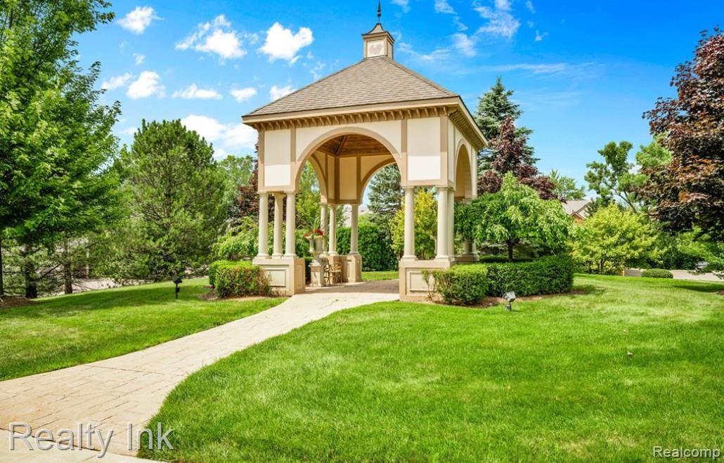 3399 Tremonte Circle Rochester, MI 48306 - Photo 14 of 14 Surrounding community featuring a gazebo