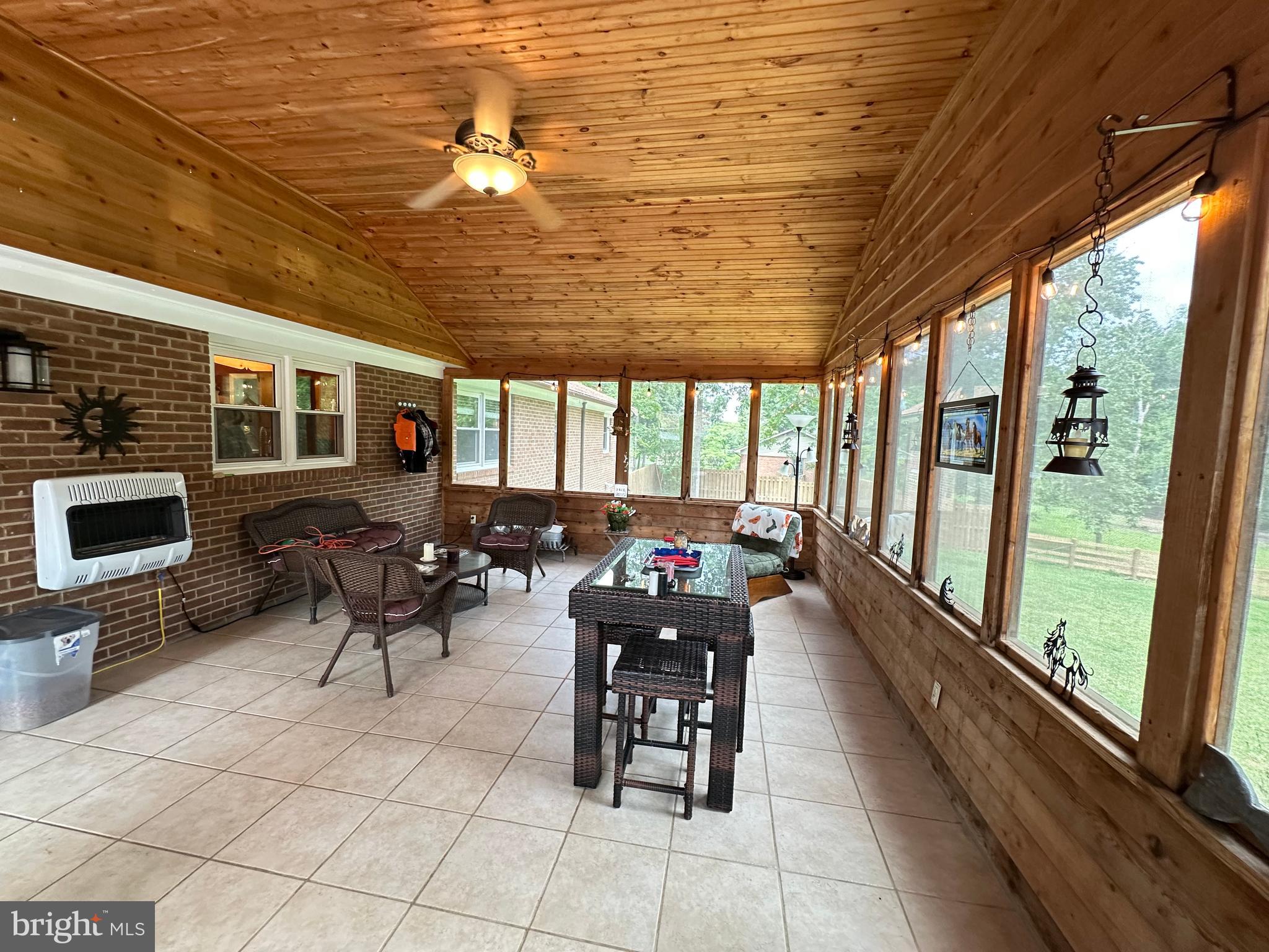 579 Circle View Road Luray, VA 22835 - Photo 20 of 65