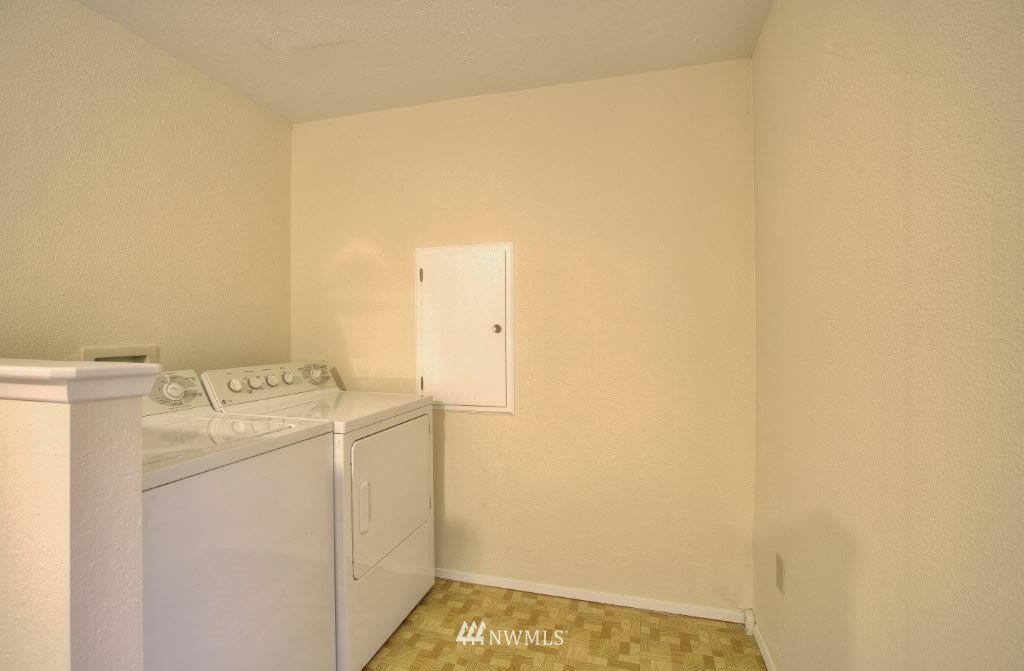 17022 113th Avenue Southeast Renton, WA 98055 - Photo 12 of 15 Gallery Image 12