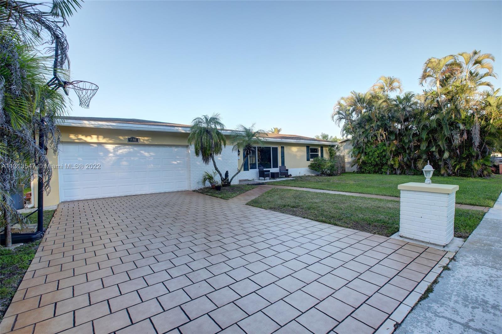 6681 Peters Road Plantation, FL 33317 - Photo 2 of 27