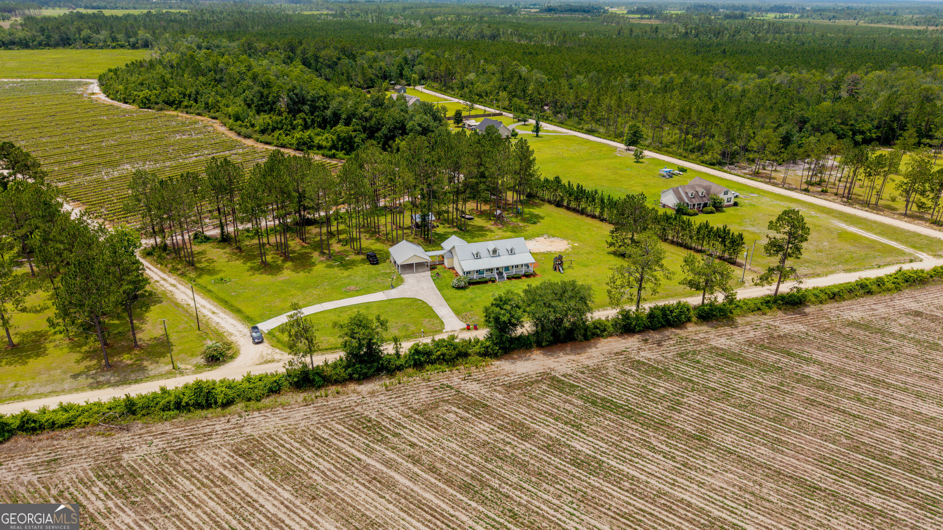 115 Becca Lane Homerville, GA 31634 - Photo 7 of 66