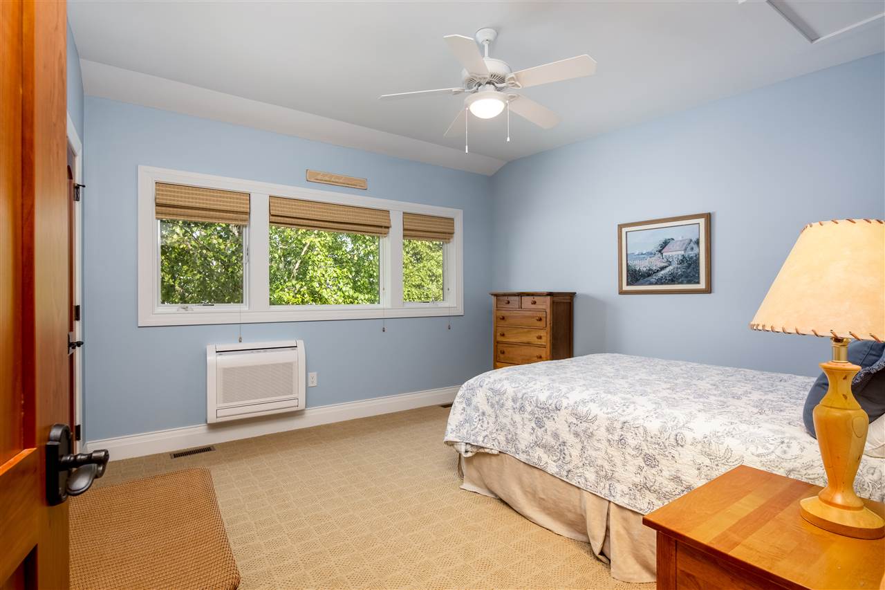 648 South Stony Point Road Suttons Bay, MI 49682 - Photo 30 of 61 1879427-29.JPG