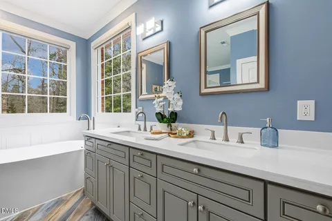 $975,000 | 1505 October Road, Raleigh, NC 27614