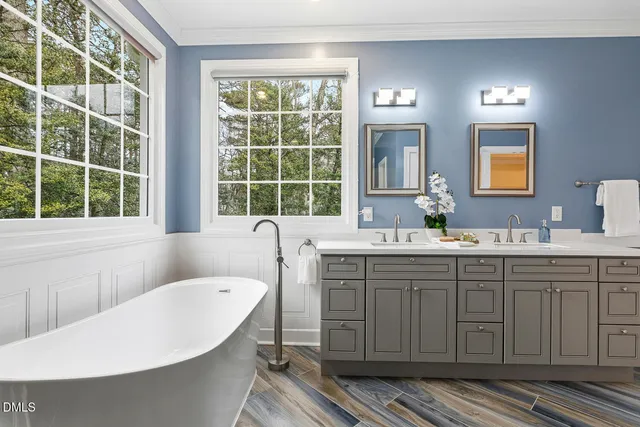 $975,000 | 1505 October Road, Raleigh, NC 27614