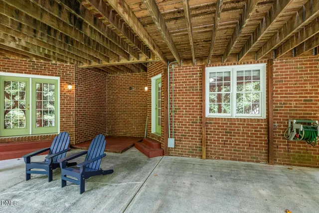 $975,000 | 1505 October Road, Raleigh, NC 27614