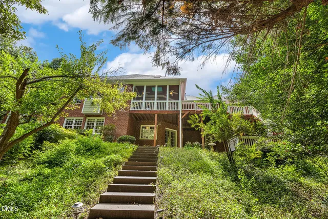 $975,000 | 1505 October Road, Raleigh, NC 27614