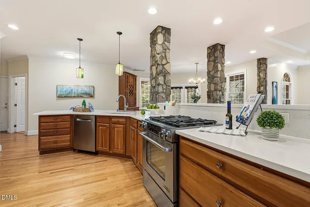 $975,000 | 1505 October Road, Raleigh, NC 27614