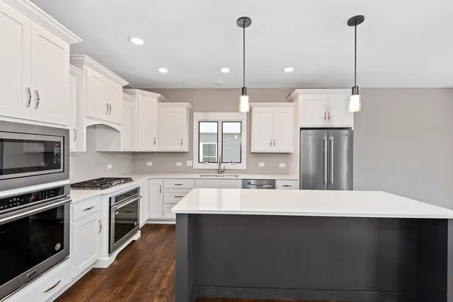 $661,000 | 777 Dartmouth Lane, Oswego, IL 60543