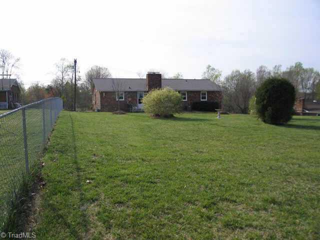 4621 Kinnamon Road Clemmons, NC 27103 - Photo 2 of 9 Other.