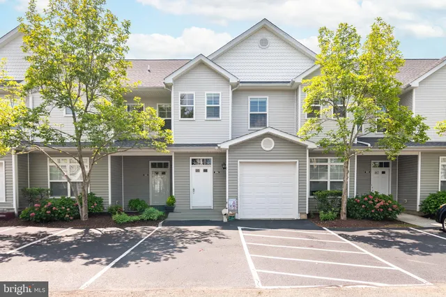 $399,900 | 34677 Villa Circle, Unit 504, Lewes, DE 19958