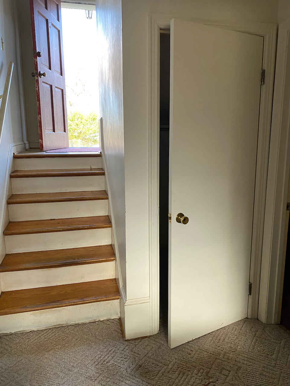 610 Olney Road Vinton, VA 24179 - Photo 21 of 42 a view of entryway