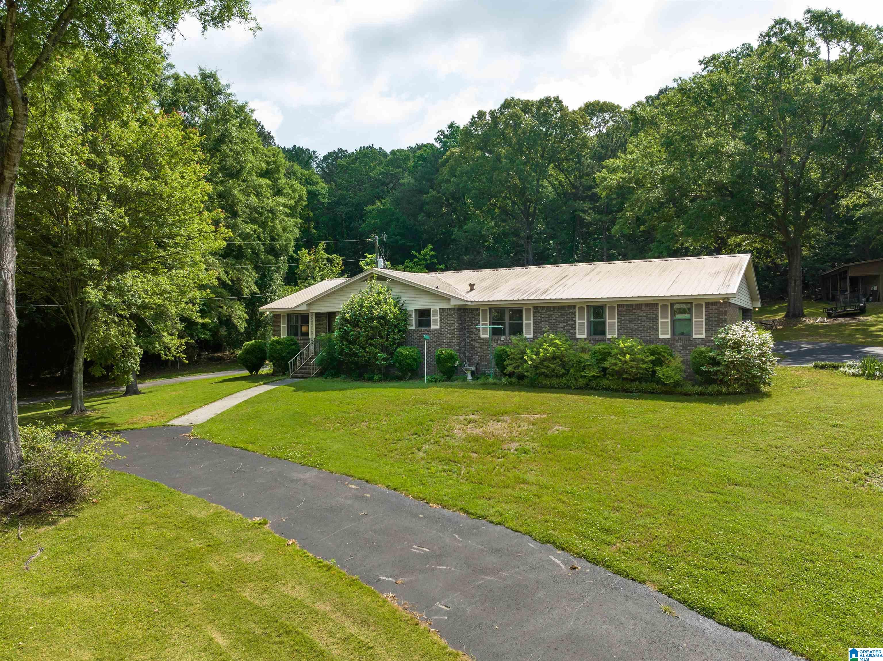 1505 Rabbit Branch Road Cropwell, AL 35054 - Photo 2 of 44