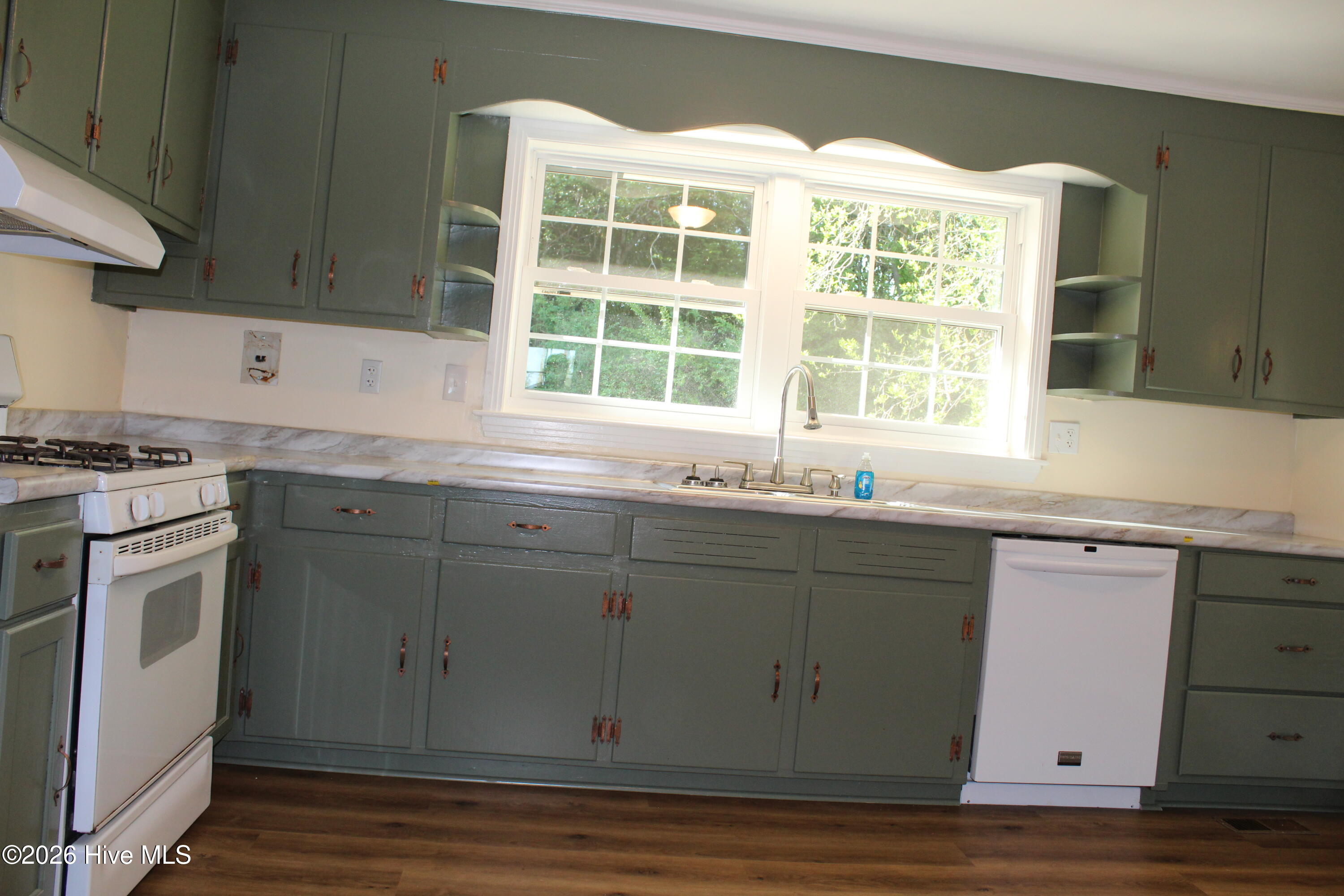 3049 Catherine Lake Road Richlands, NC 28574 - Photo 11 of 30 IMG_5483