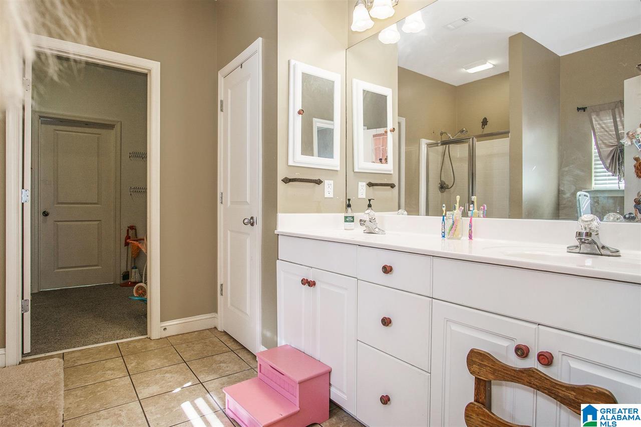 100 Scarlet Lane Chelsea, AL 35043 - Photo 22 of 38