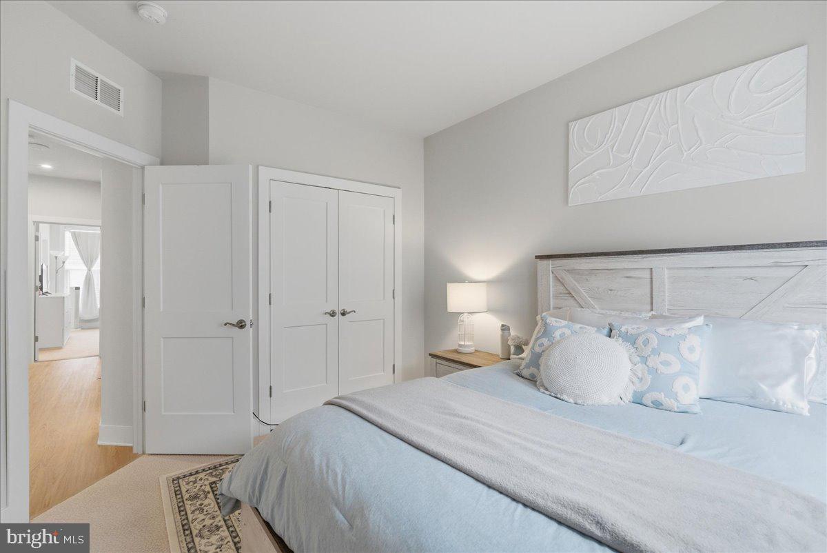 2315 Liberty Loop Herndon, VA 20171 - Photo 20 of 39 3rd bedroom on 3rd floor