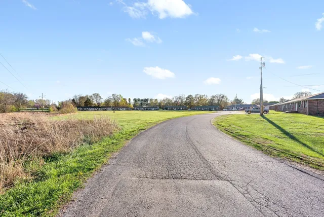 $795 | 754 Bancroft Circle, Unit D, Clarksville, TN 37042