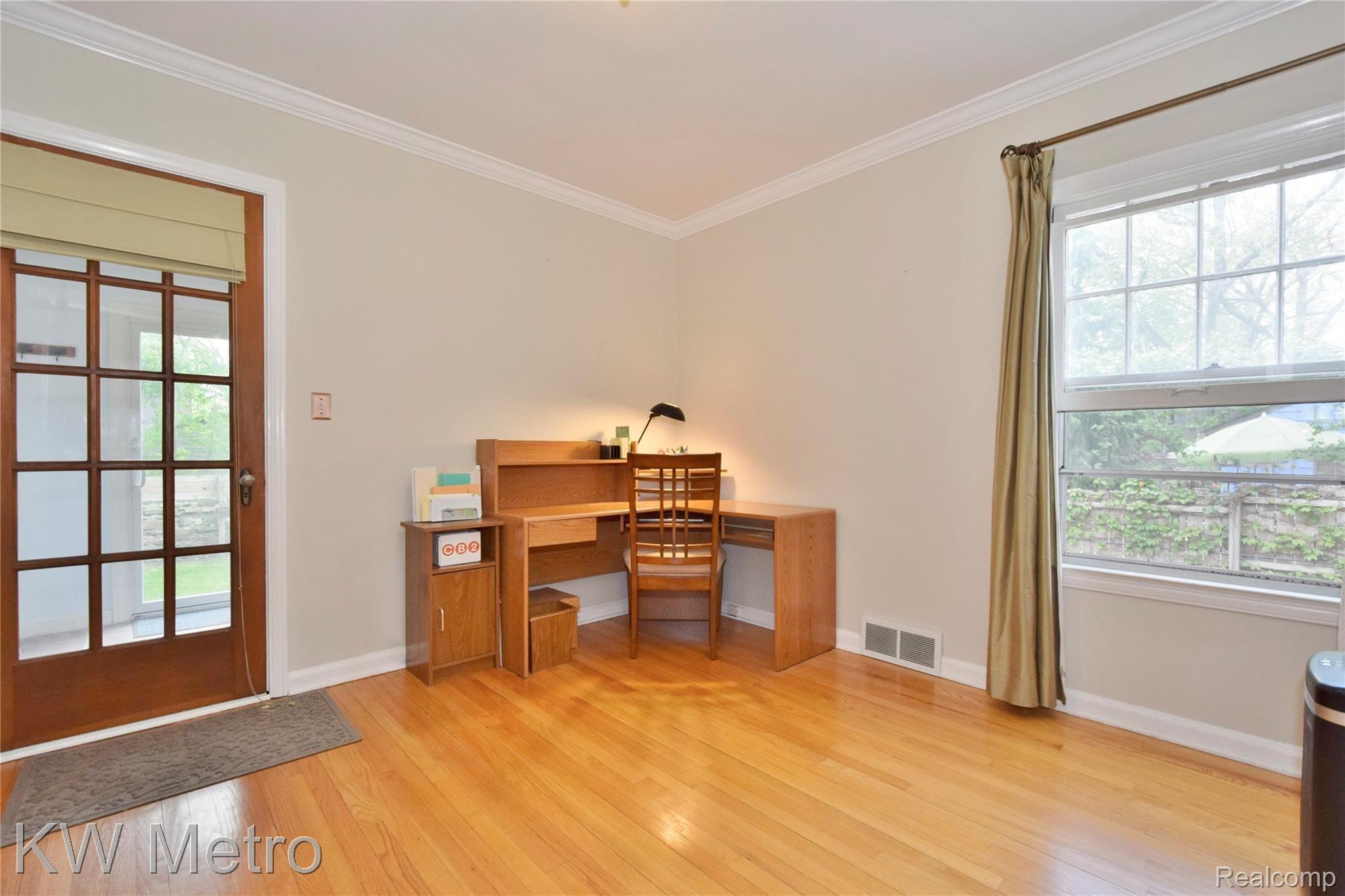 42 Fairwood Boulevard Pleasant Ridge, MI 48069 - Photo 29 of 53 third bedroom, office .JPG