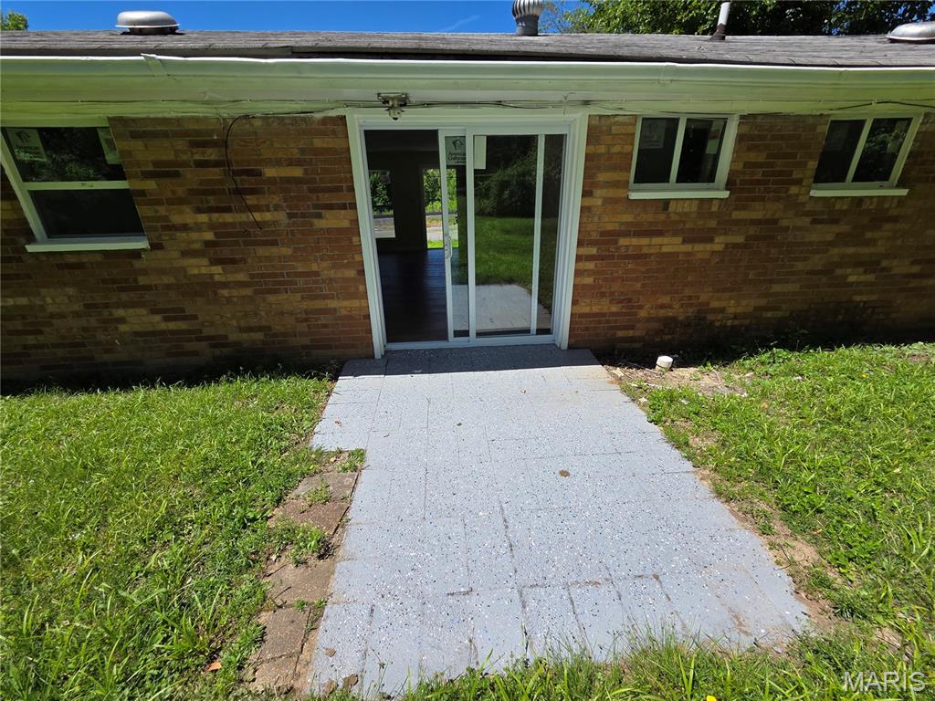 4 Hi-Pointe Drive Belleville, IL 62223 - Photo 5 of 27