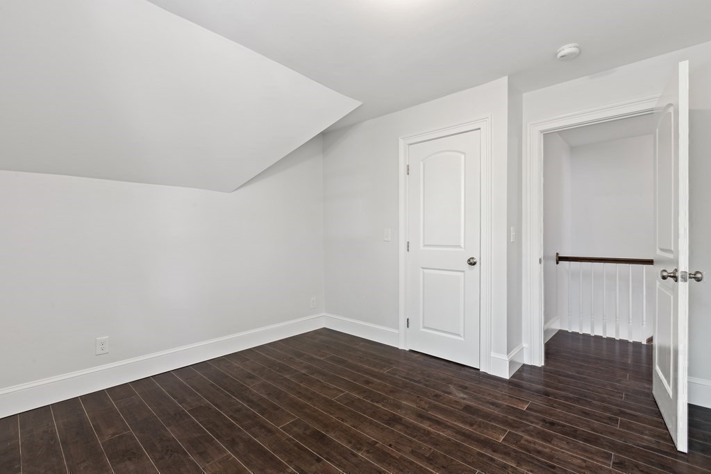 587 Old Warren Road Swansea, MA 02777 - Photo 23 of 29 Gallery Image 23