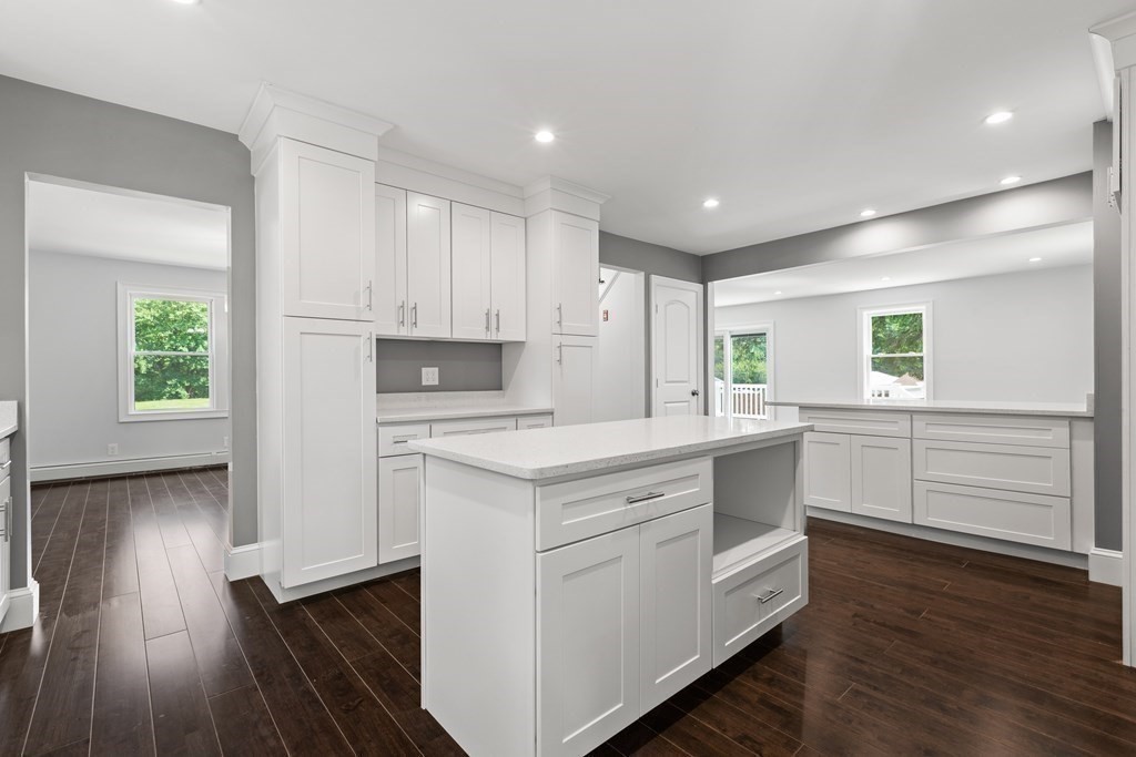 587 Old Warren Road Swansea, MA 02777 - Photo 10 of 29 Gallery Image 10