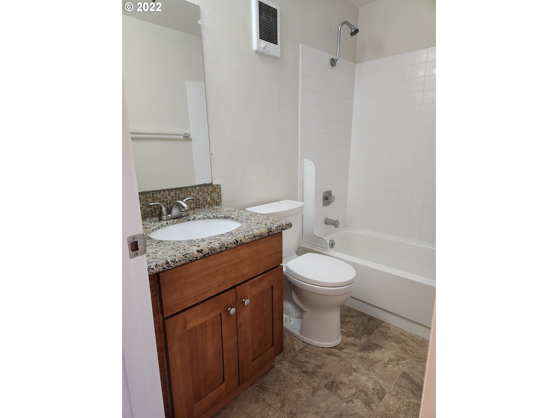 14095 Southwest Walker Road, Unit 65 Beaverton, OR 97005 - Photo 9 of 14 Gallery Image 9
